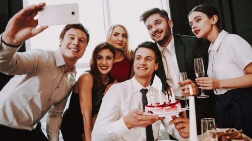 Jak zorganizować kameralne przyjęcie okolicznościowe w Domu Weselnym Bartek? Jak zorganizować kameralne przyjęcie okolicznościowe w Domu Weselnym Bartek?